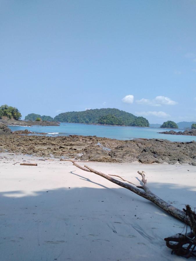 Hotel Obega Pacific Nuqui Bagian luar foto